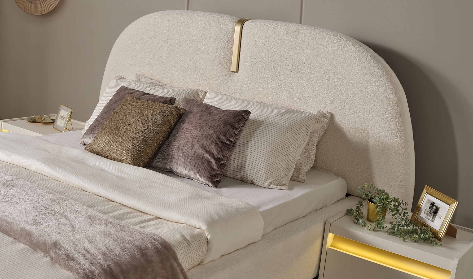 Bedroom-009 - Image 4